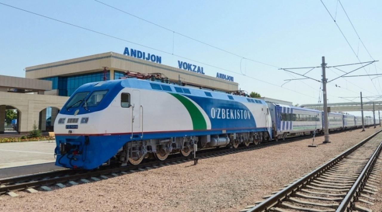 Новый пассажирский поезд будет курсировать по маршруту "Андижан - Терм...